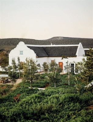  「Farmhouses of the Karoo」: Exploring Vernacular Architecture and its Unwavering Spirit